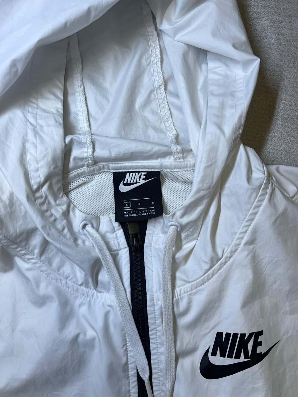 Nike Jacket Womens Small White Sportswear Repel Woven Windbreaker Hooded - Picture 3 of 14